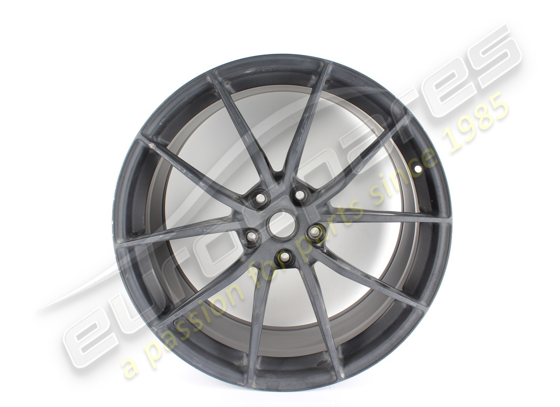 GEBRAUCHTES Ferrari VORDERRAD. TEILENUMMER 323894 (1)