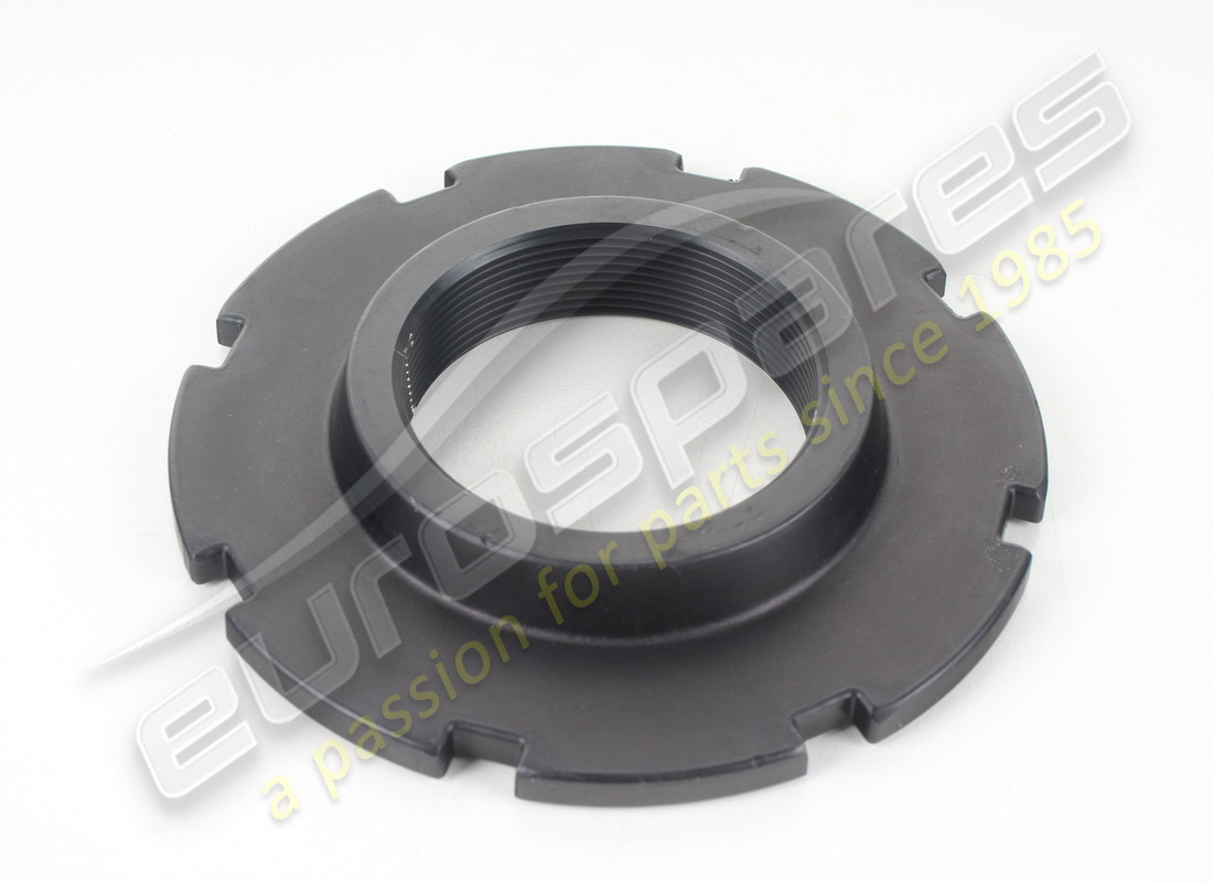neuer ferrari-abstandshalter. teilenummer 155086 (1)