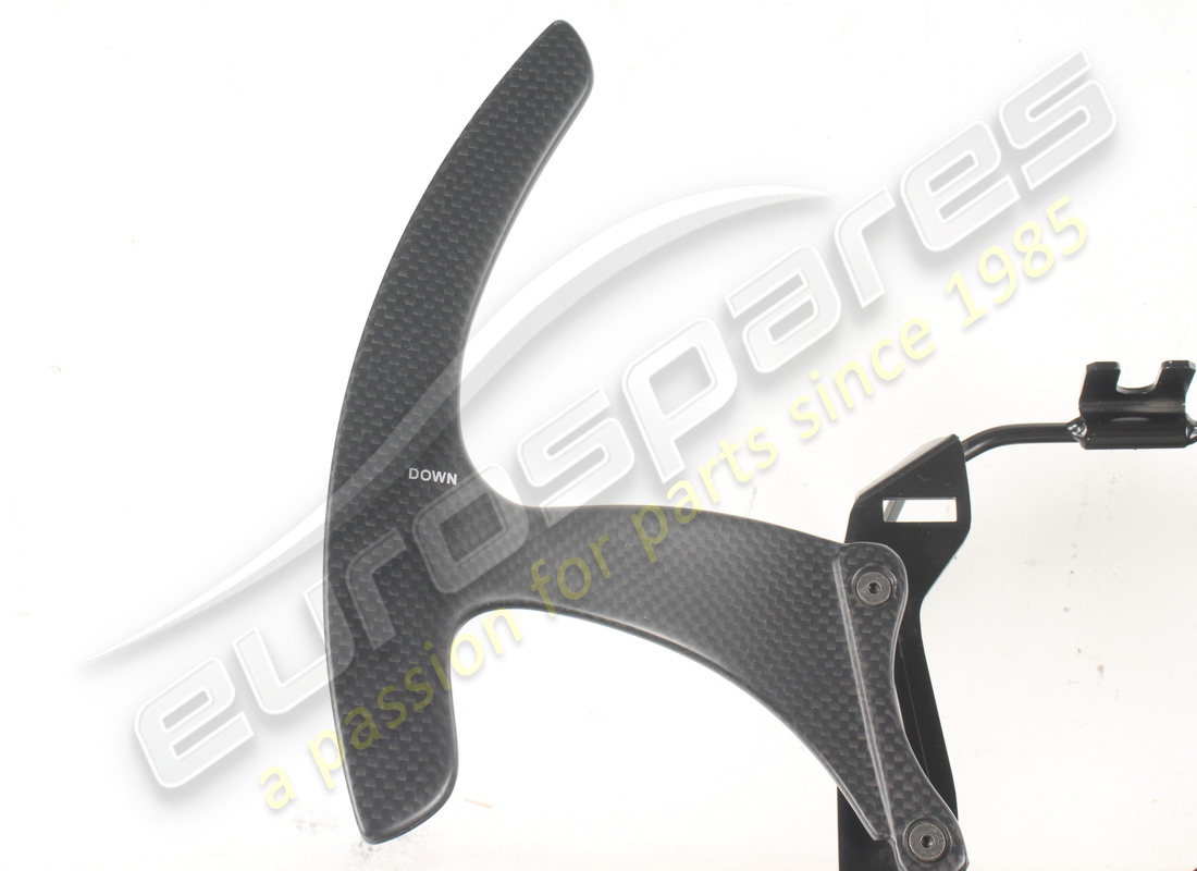 neu ferrari f1 getriebe-schaltwippe aus carbon. teilenummer 266563 (2)
