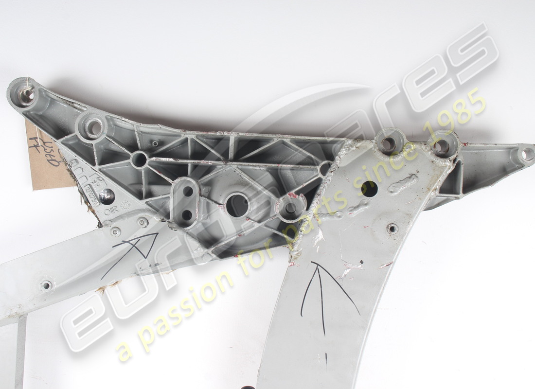 GEBRAUCHTER FERRARI MOTORHILFSRAHMEN. TEILENUMMER 265529 (5) gebrauchter ferrari motorhilfsrahmen. teilenummer 265529 (5)