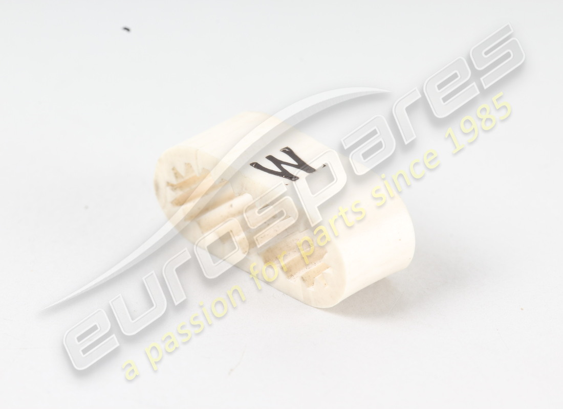 neue maserati klemme. teilenummer 312020397 (1)