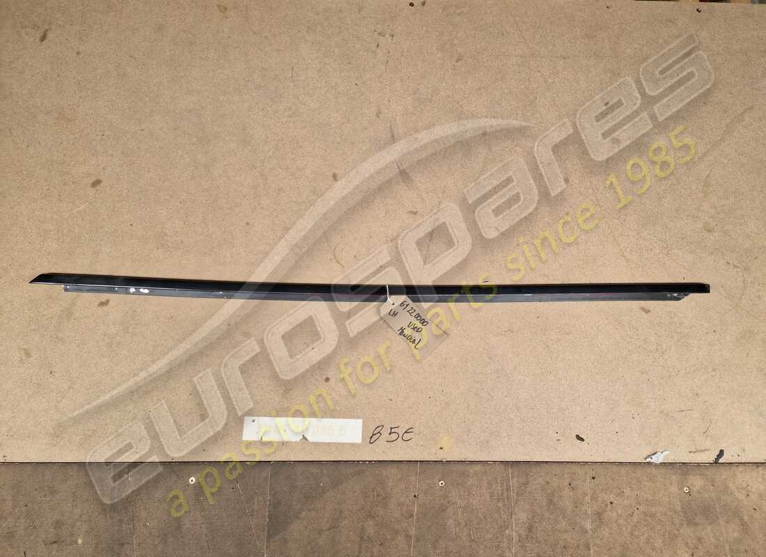 GEBRAUCHT Ferrari TÜRLEISTE LINKS . TEILENUMMER 61220000 (1)