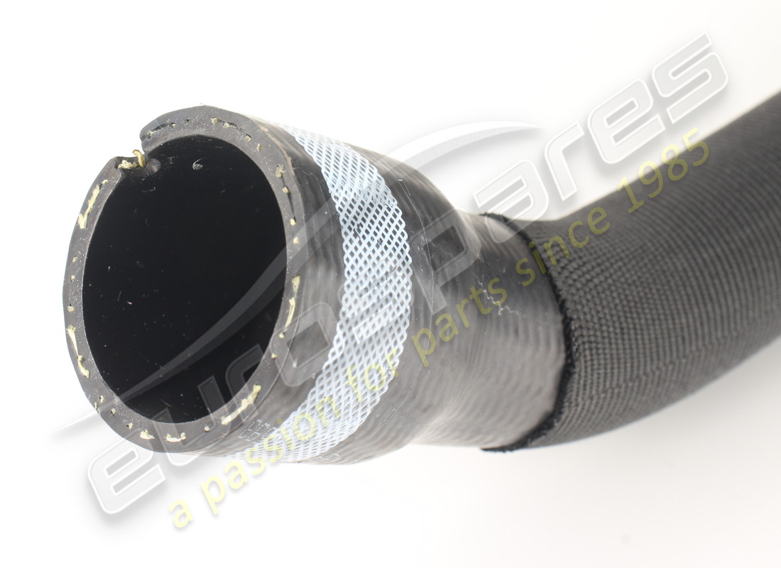 neues maserati zufuhrrohr vom motor zum kühler. teilenummer 237593 (3)