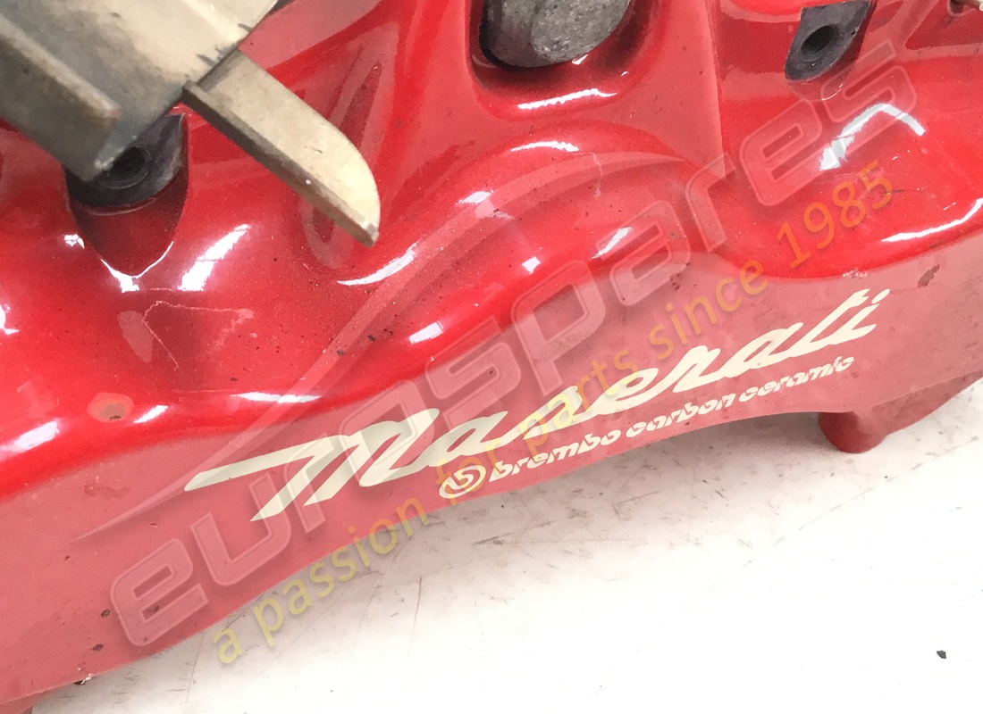 gebraucht maserati kompletter vorderer bremssattel, links teilenummer 83121605 (2)