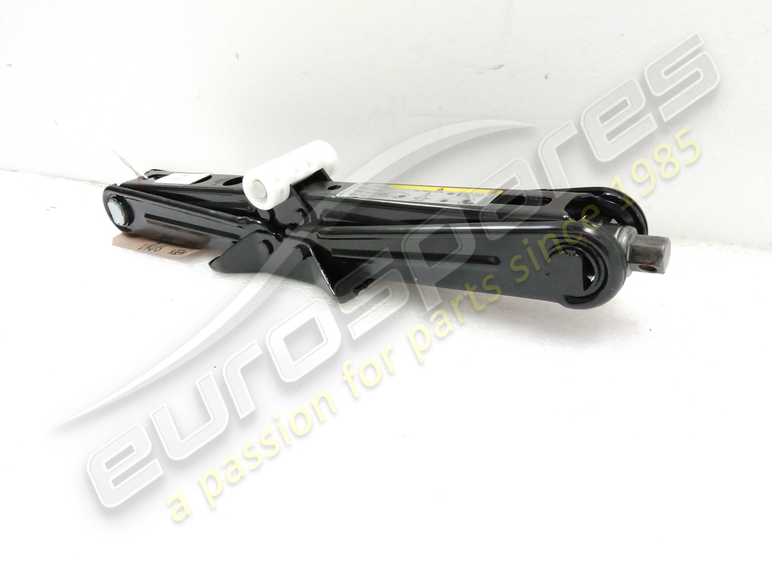 neuer lamborghini jack. teilenummer 4m0011031d (2)