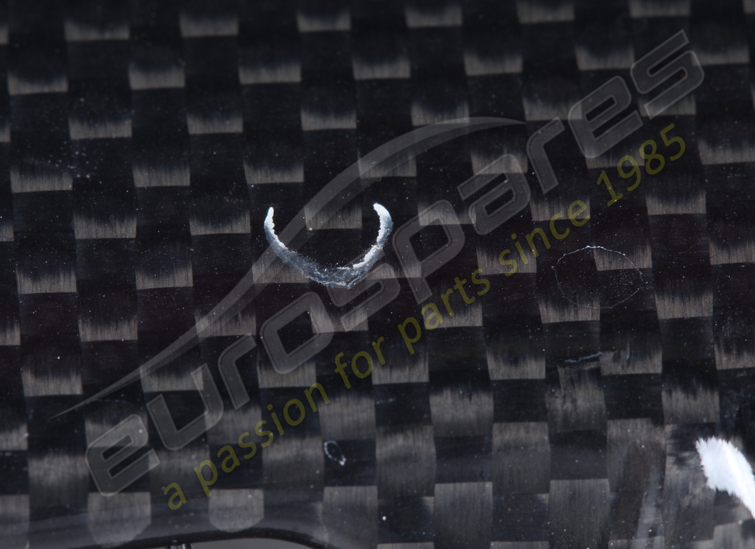 GEBRAUCHTE FERRARI RECHTE FRONTPLATTE - CARBON-WANNE. TEILENUMMER 68600800 (6) gebrauchte ferrari rechte frontplatte - carbon-wanne. teilenummer 68600800 (6)
