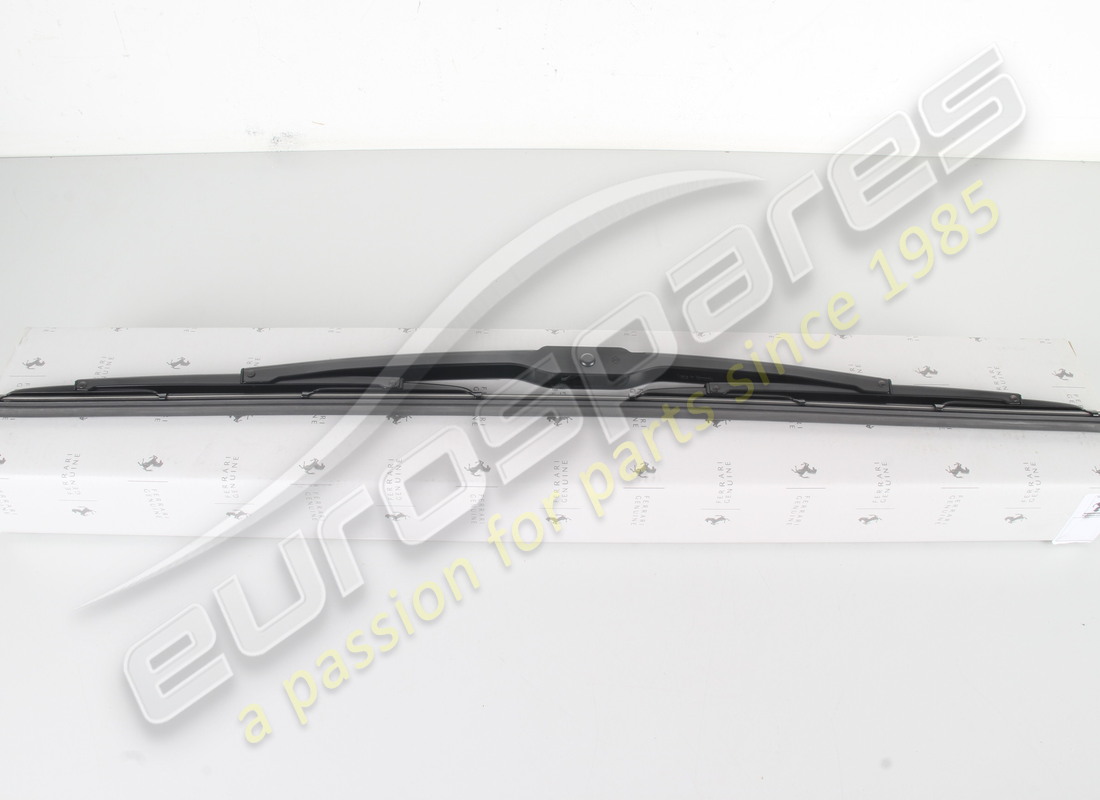 neu ferrari rechte scheibenwischerbürste. teilenummer 65081600 (2)