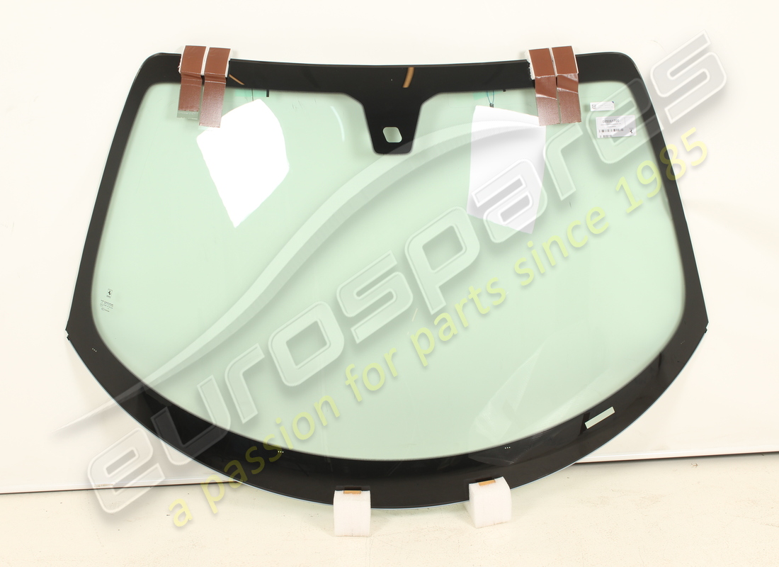 neue windschutzscheibe ferrari. teilenummer 85061700 (1)