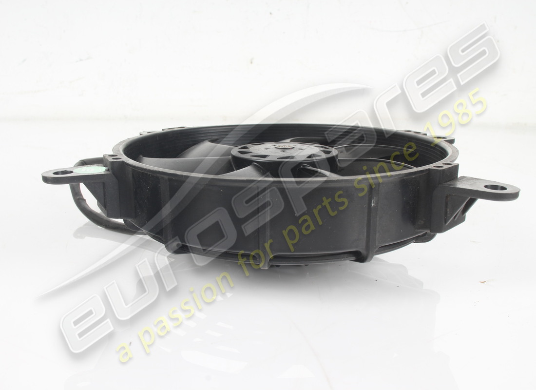 GEBRAUCHT FERRARI KOMPLETTER ELEKTRISCHER LÜFTER. TEILENUMMER 277070 (3) gebraucht ferrari kompletter elektrischer lüfter. teilenummer 277070 (3)