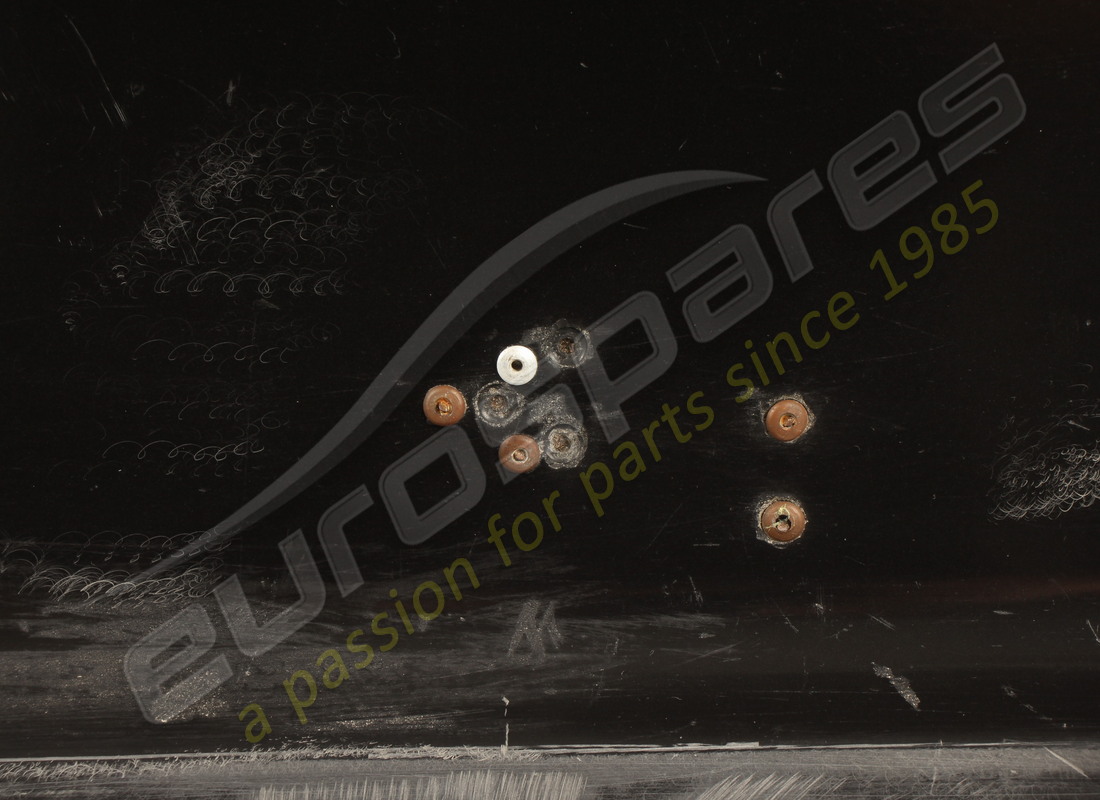 neuer ferrari spoyler. teilenummer 61691900 (7)