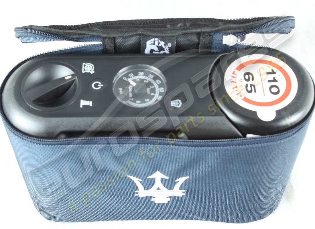 neu maserati m156 reifenreparatursatz. teilenummer 670008774 (3)