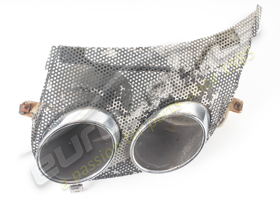 gebrauchte maserati linke auspuffabdeckung. teilenummer 670104469 (2)