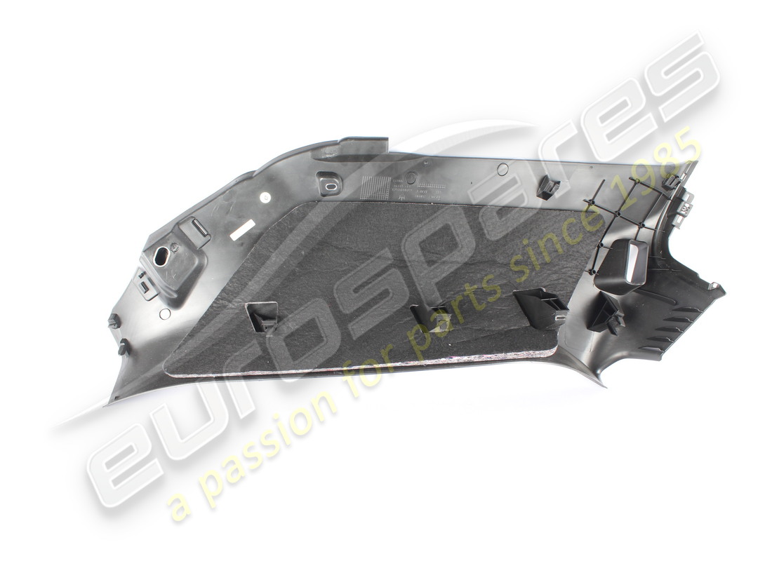 GEBRAUCHT MASERATI RECHTE NIEDRIGE HINTERE SÄULENABDECKUNG GUA. TEILENUMMER 670047801 (2) gebraucht maserati rechte niedrige hintere säulenabdeckung gua. teilenummer 670047801 (2)