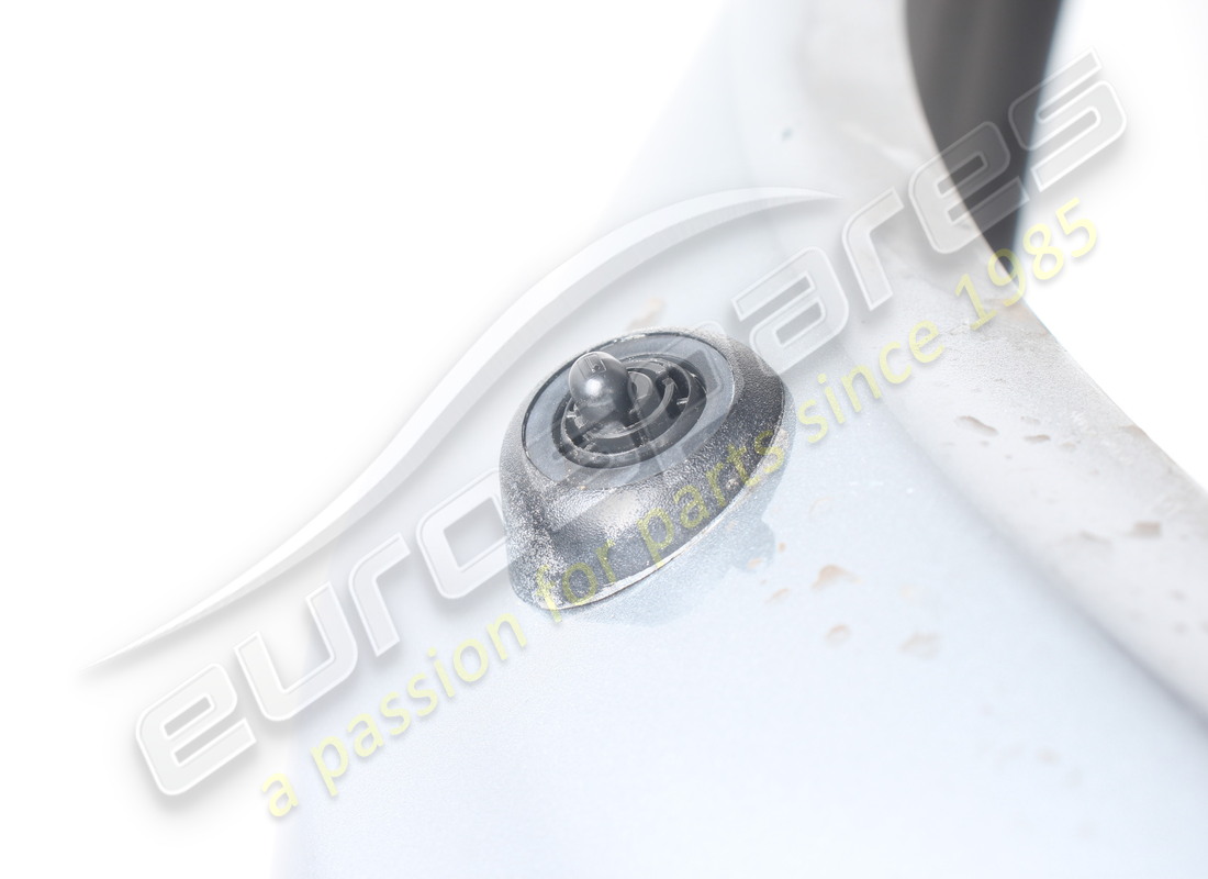 gebrauchter ferrari frontstoßstange. teilenummer 64861610 (2)