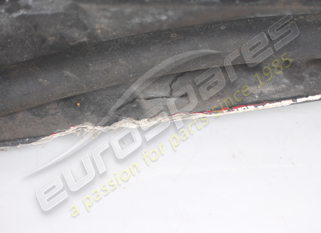 gebrauchter ferrari frontstoßstange. teilenummer 64861610 (18)