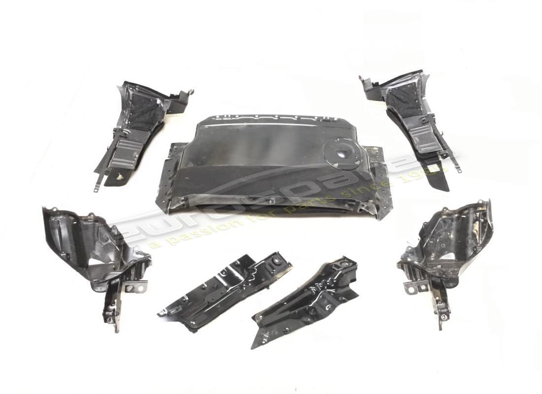 gebrauchter lamborghini dachcontainer + querträger. teilenummer 4t7825147 (1)