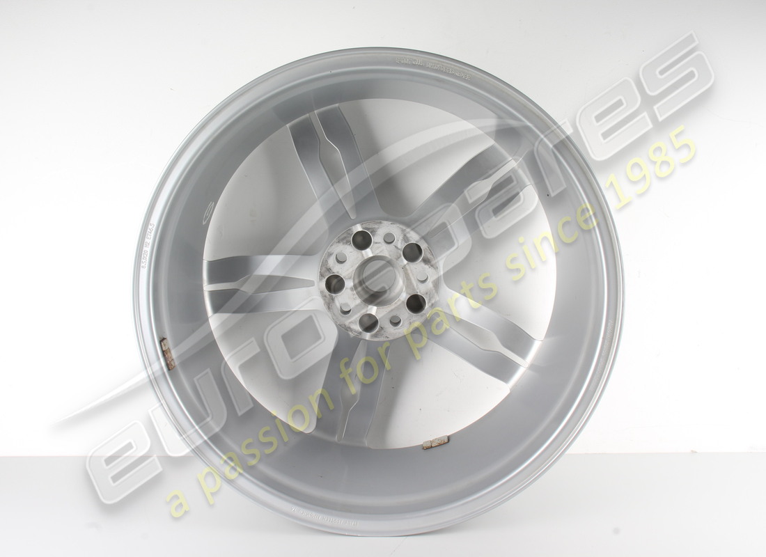 verwendetes ferrari vorderrad. teilenummer 328870 (2)