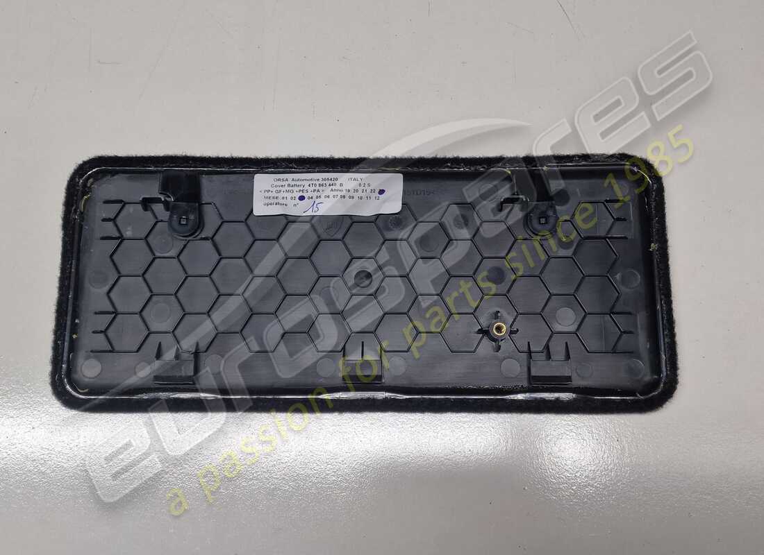 neue lamborghini zierabdeckung batterie. teilenummer 4t0863440b (2)