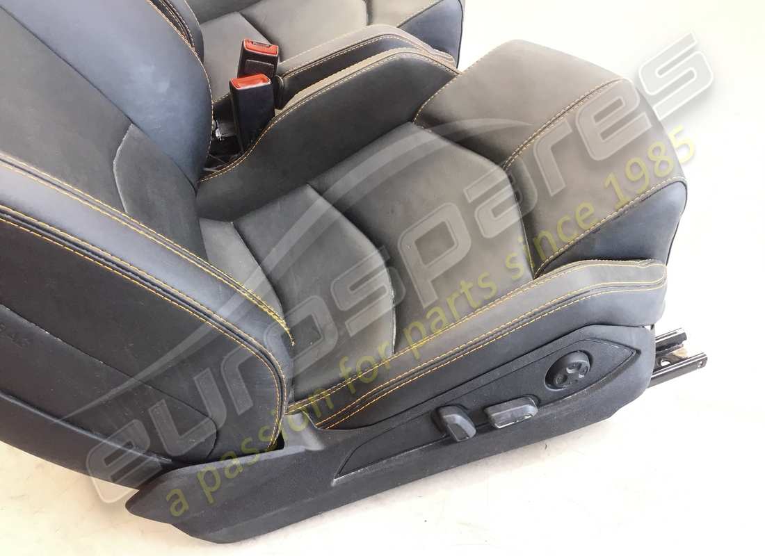 used lamborghini lamborghini aventador seats. part number eap1225972 (2)
