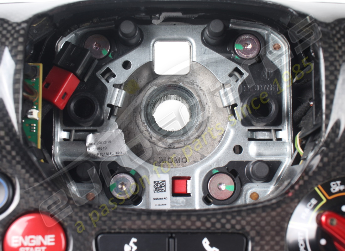 FERRARI KOMPLETTES LENKRAD GEBRAUCHT. TEILENUMMER 337540 (13) ferrari komplettes lenkrad gebraucht. teilenummer 337540 (13)