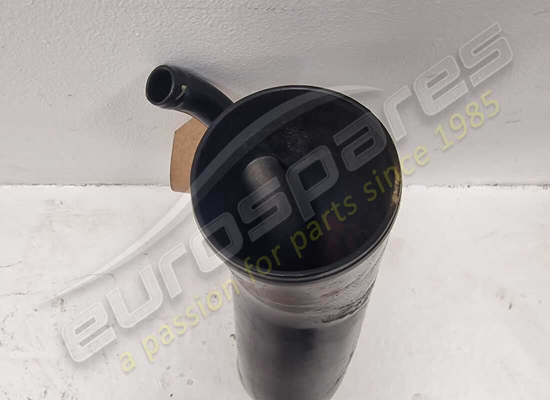 gebrauchter maserati kraftstoffeinfüllhals. teilenummer 379290117 (4)