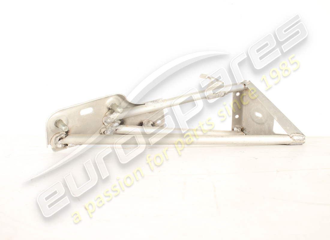 neu ferrari linke flankenmontagehalterung. teilenummer 84041800 (2)