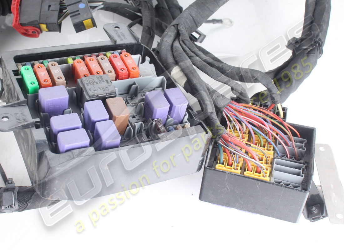 VERWENDET FERRARI CAVO ANTERIORE. TEILENUMMER 266265 (3) verwendet ferrari cavo anteriore. teilenummer 266265 (3)