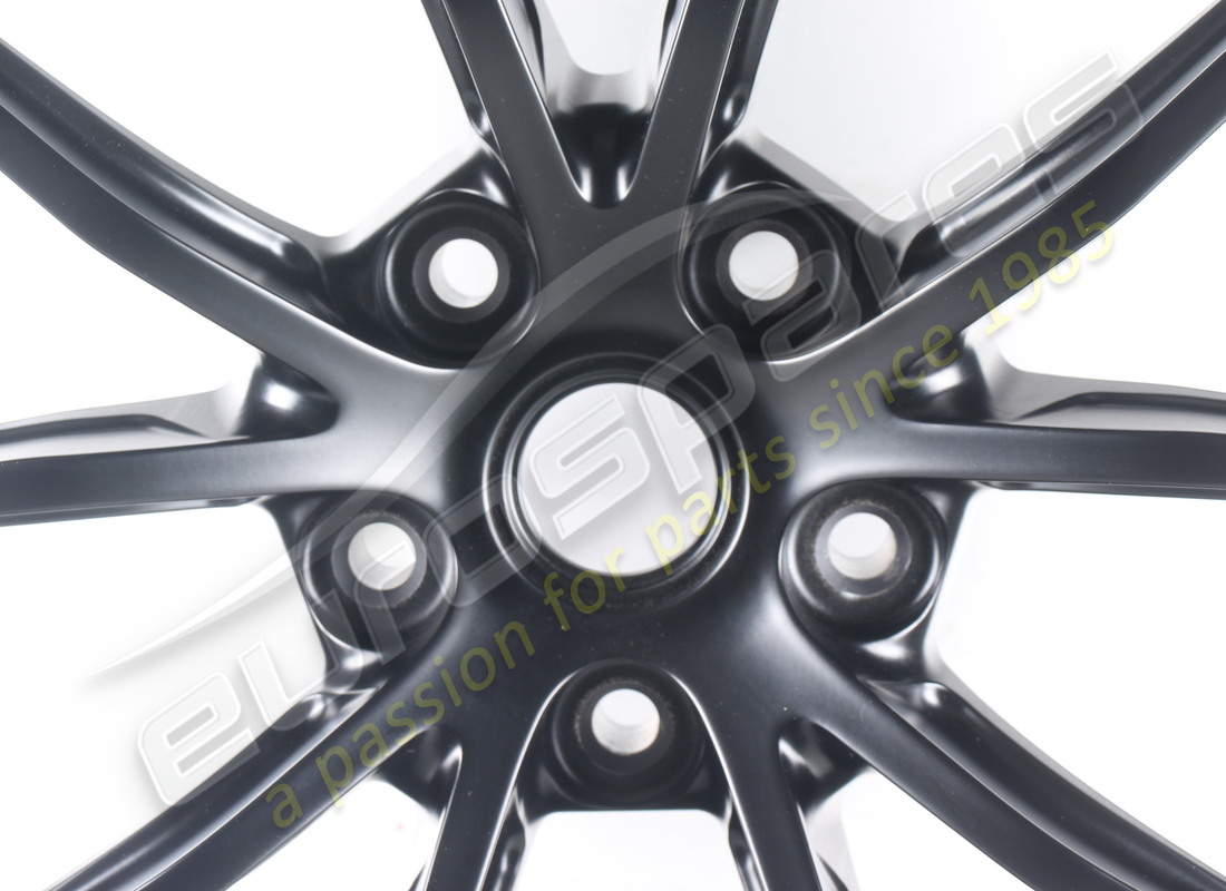 neues ferrari vorderrad. teilenummer 323894 (2)