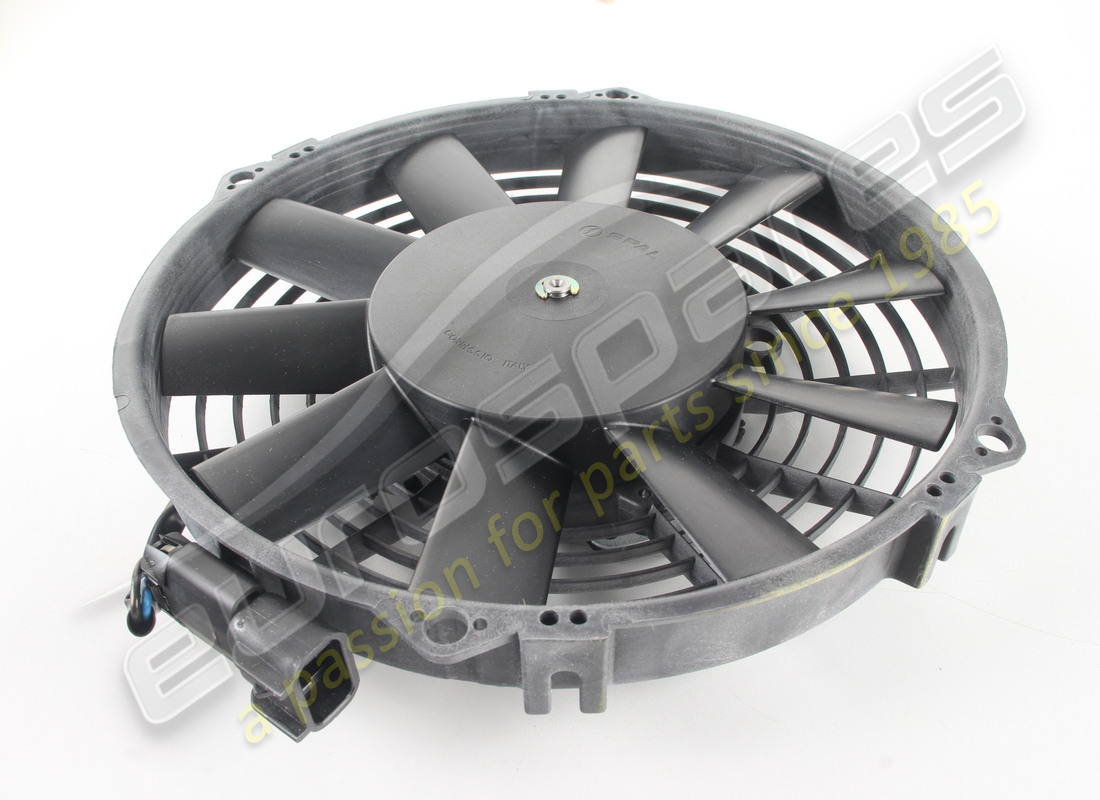 neuer ferrari komplett-elektrofan. teilenummer 153431 (1)
