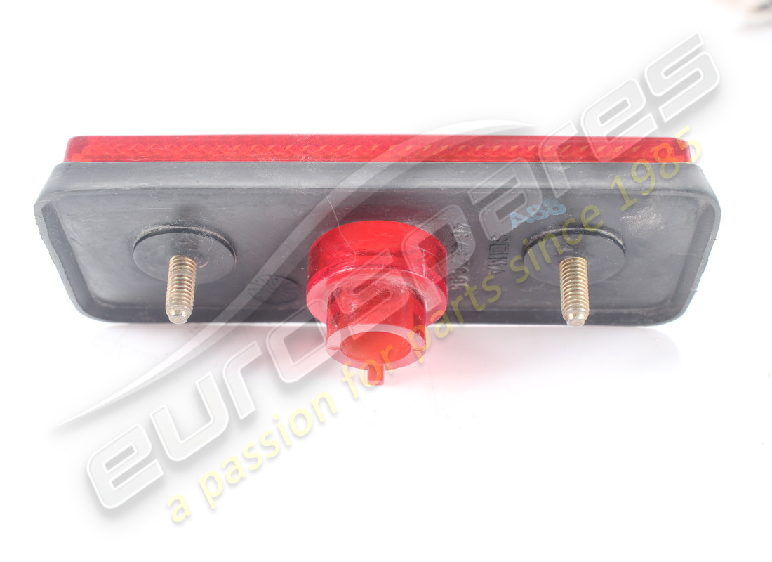 VERWENDET LAMBORGHINI HINTERE SEITENMARKIERUNG (ROT). TEILENUMMER 006331782 (3) verwendet lamborghini hintere seitenmarkierung (rot). teilenummer 006331782 (3)