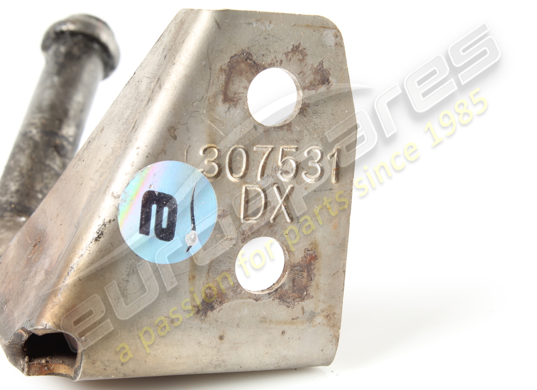 gebrauchte ferrari abnehmbare halterung hinten rechts. teilenummer 307531 (3)