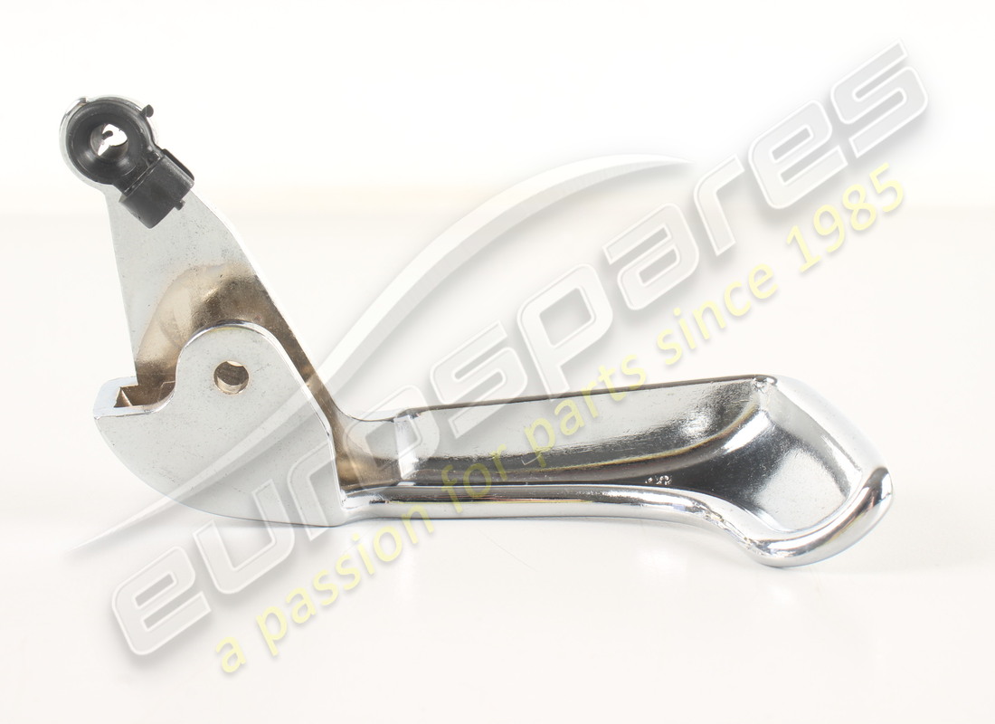 NEUER MASERATI INNENGRIFF DER LINKEN TÜR. TEILENUMMER 374530147 (4) neuer maserati innengriff der linken tür. teilenummer 374530147 (4)