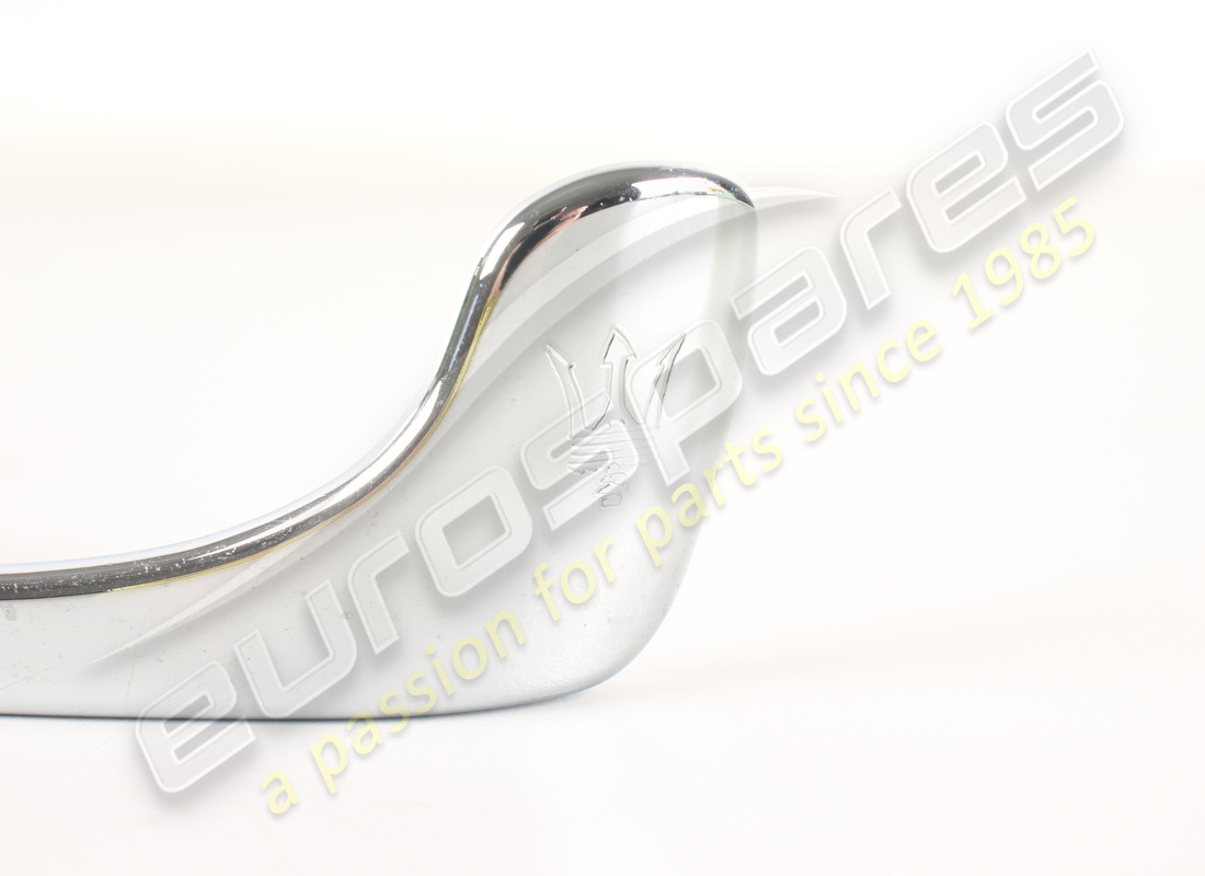 NEUER MASERATI INNENGRIFF DER LINKEN TÜR. TEILENUMMER 374530147 (2) neuer maserati innengriff der linken tür. teilenummer 374530147 (2)