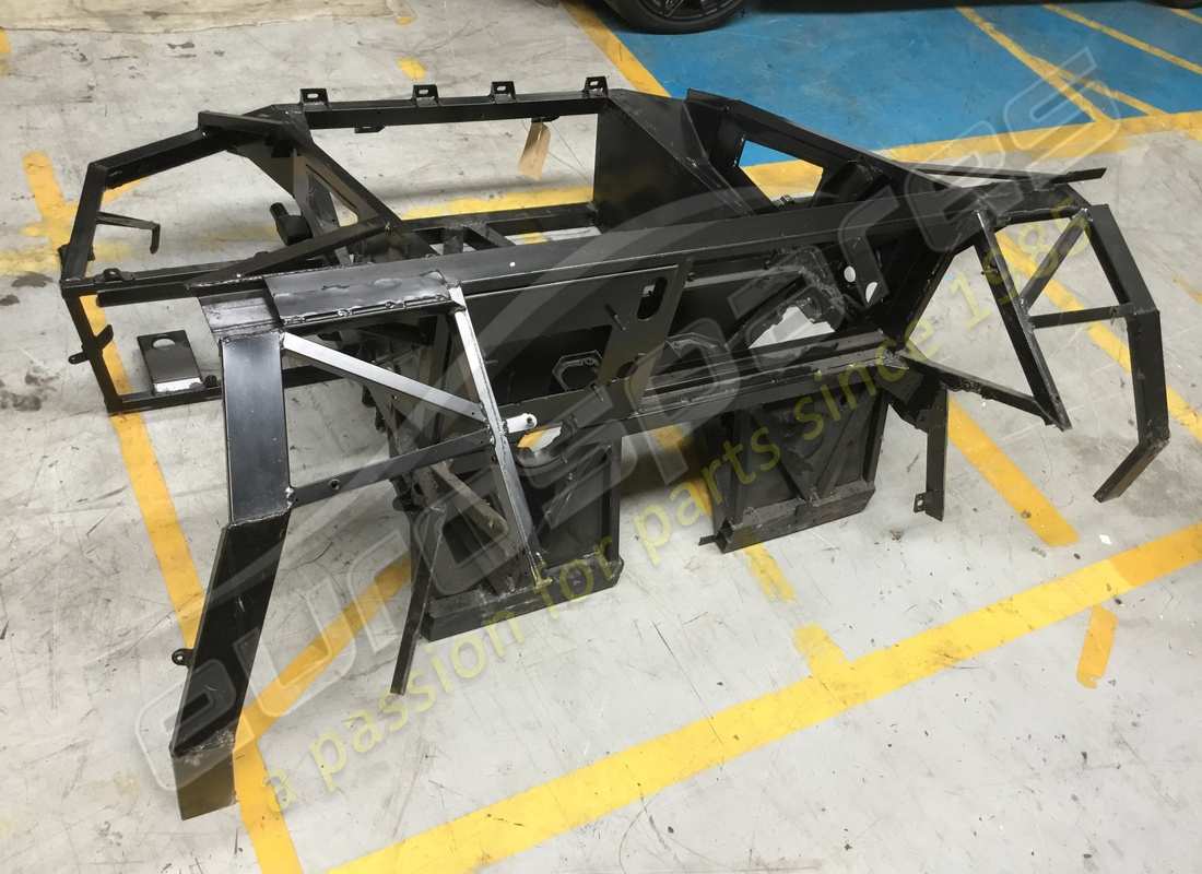 neuer lamborghini-rahmen. teilenummer 410898045 (5)