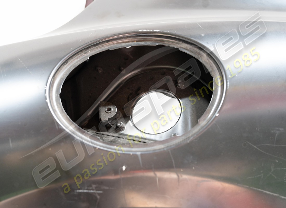gebraucht ferrari rechte seitliche äussere abdeckung komplett. teilenummer 81963111 (5)