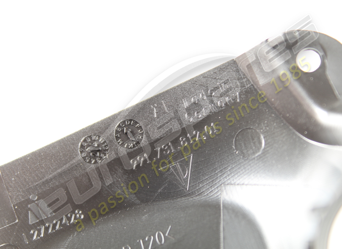 NEUE PORSCHE ABDECKUNG SCHWARZ. TEILENUMMER 991731812011E0 (3) neue porsche abdeckung schwarz. teilenummer 991731812011e0 (3)