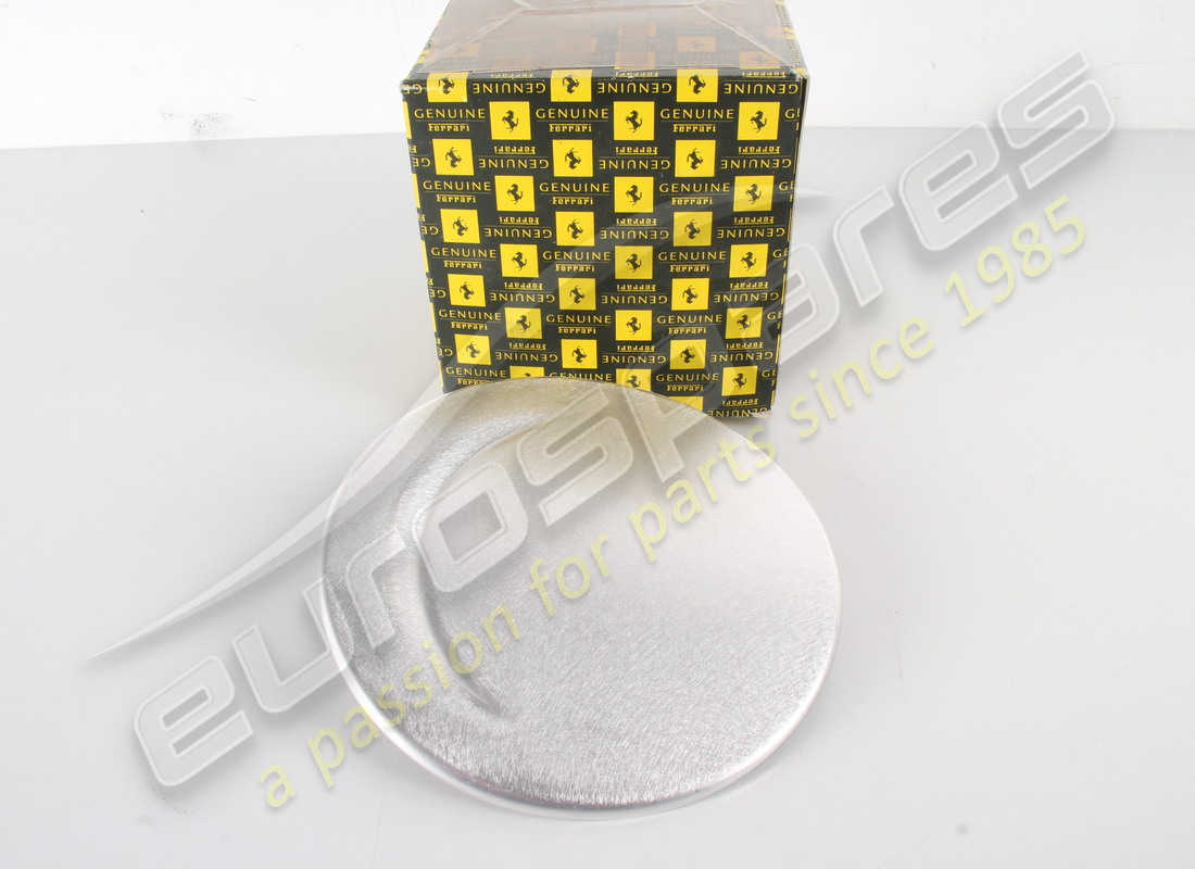 neue ferrari standard-tankklappenabdeckung. teilenummer 68034110 (1)