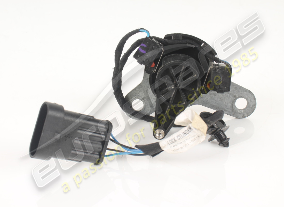 GEBRAUCHT FERRARI KOMPLETTE VERRIEGELUNGSMONTAGE. TEILENUMMER 82343400 (3) gebraucht ferrari komplette verriegelungsmontage. teilenummer 82343400 (3)