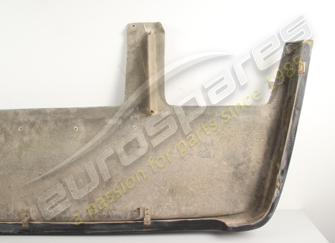 neuer ferrari spoyler. teilenummer 61691900 (4)