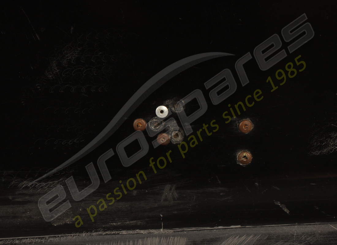 neuer ferrari spoyler. teilenummer 61691900 (8)