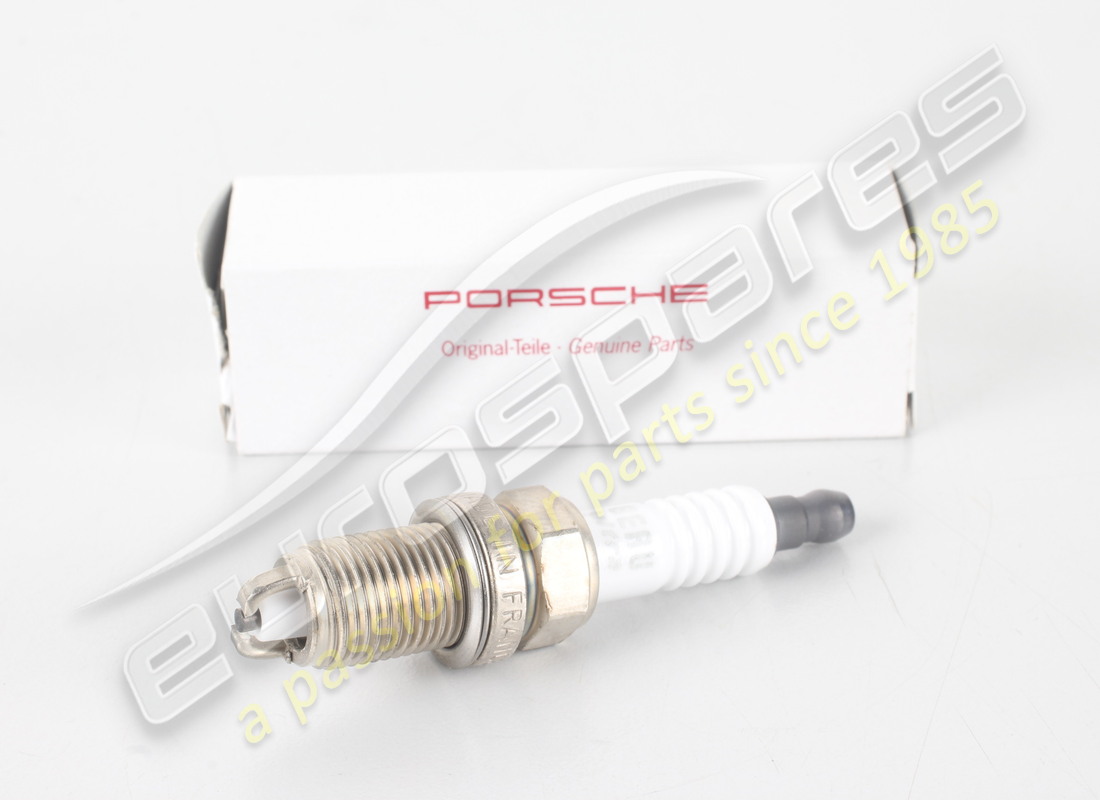 neue porsche zündkerze - 14fr 7 ldu - d >>- mj 1999. teilenummer 99917020190 (1)