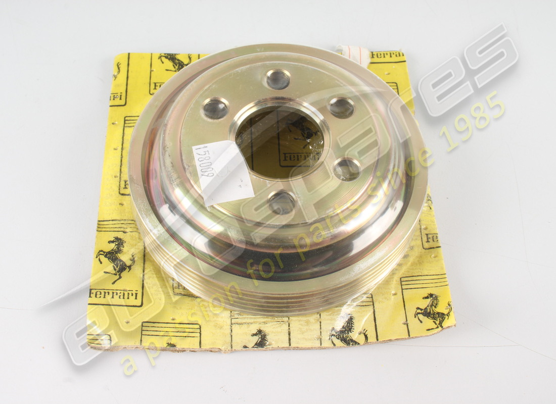 neue ferrari riemenscheibe. teilenummer 158009 (1)
