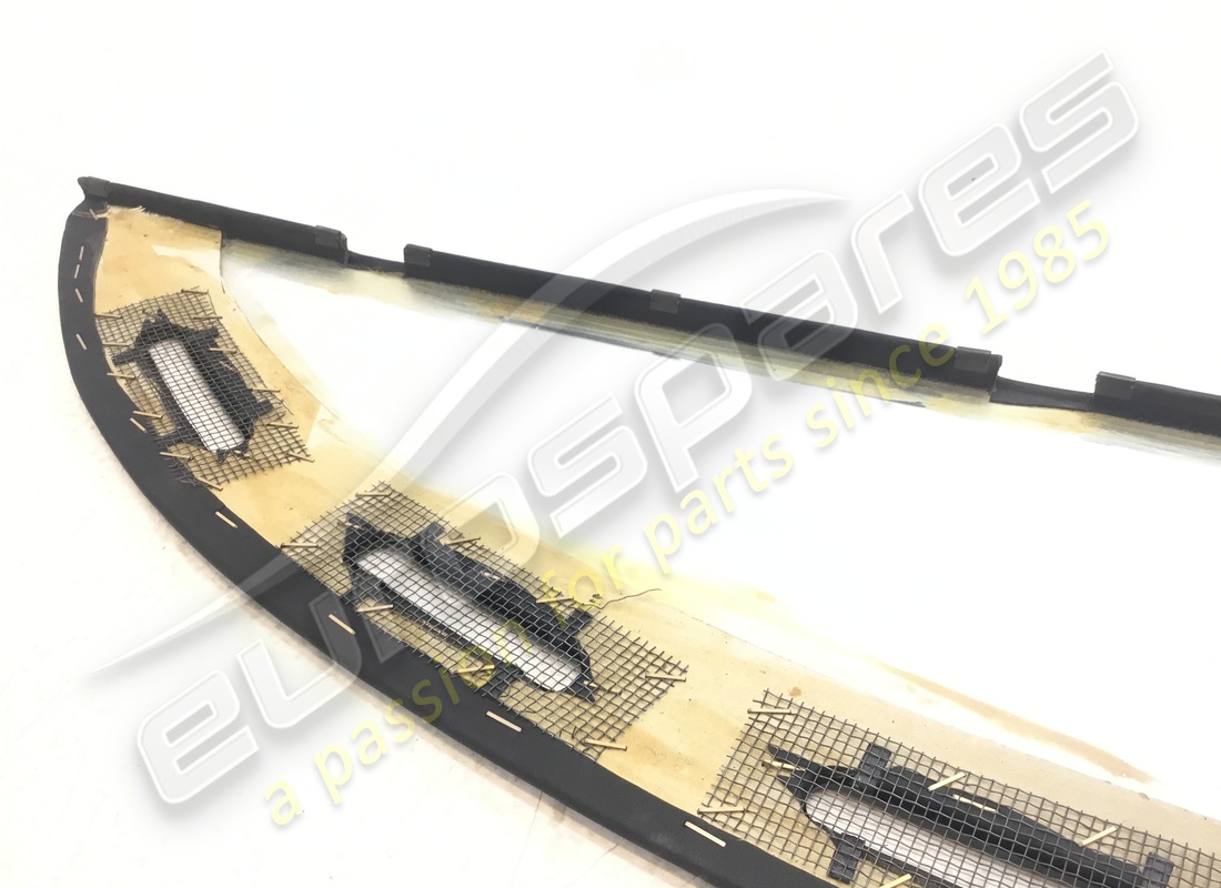 neue untere windschutzscheibenverkleidung ferrari. teilenummer 61512100 (6)