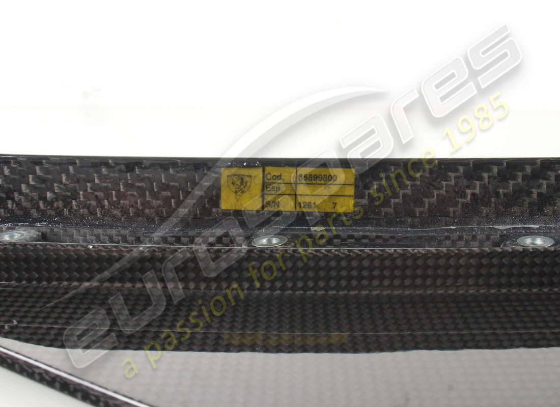 neu ferrari lh aerodynamische fin. teilenummer 85899800 (4)