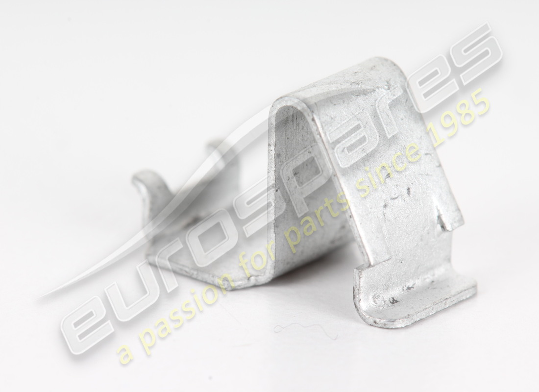 neuer ferrari clip. teilenummer 245162 (1)