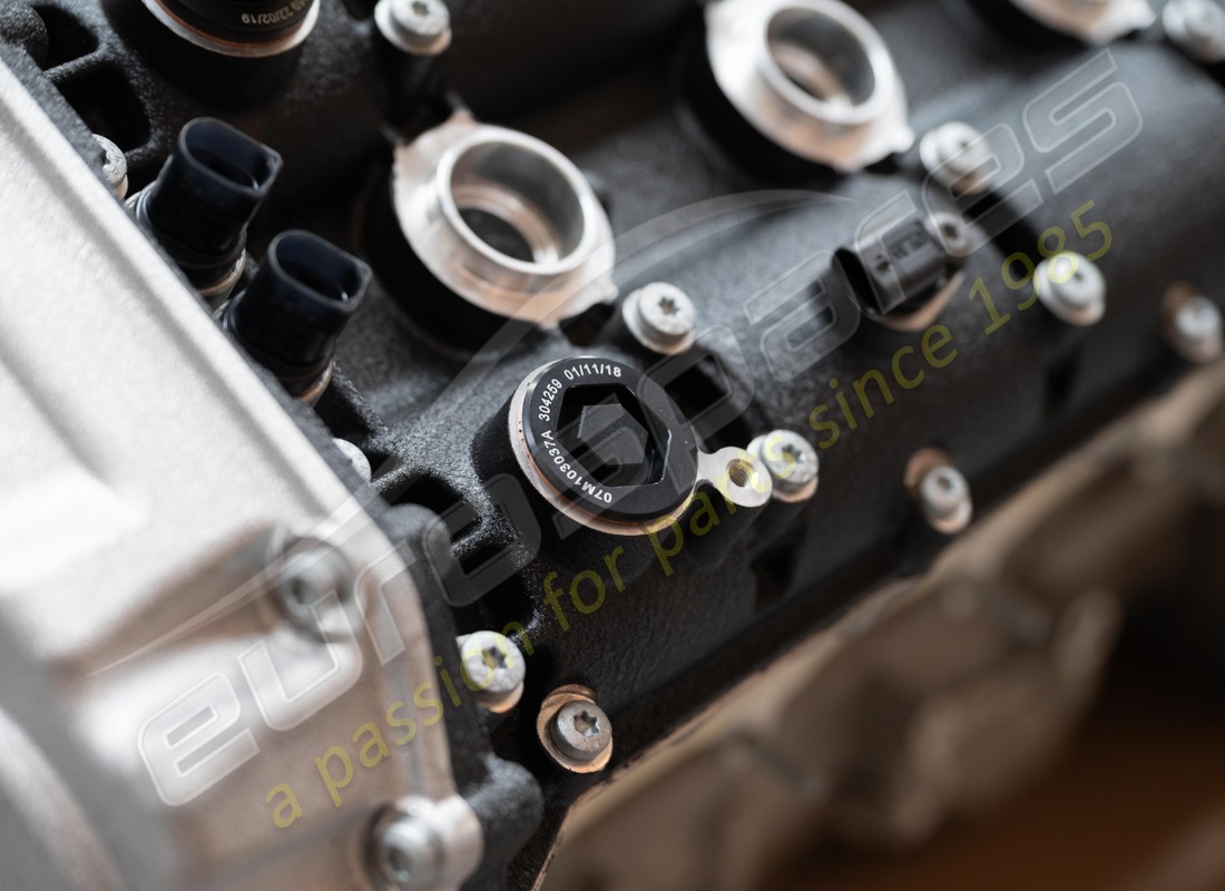 neuer lamborghini lp700 motor. teilenummer 399900138 (7)