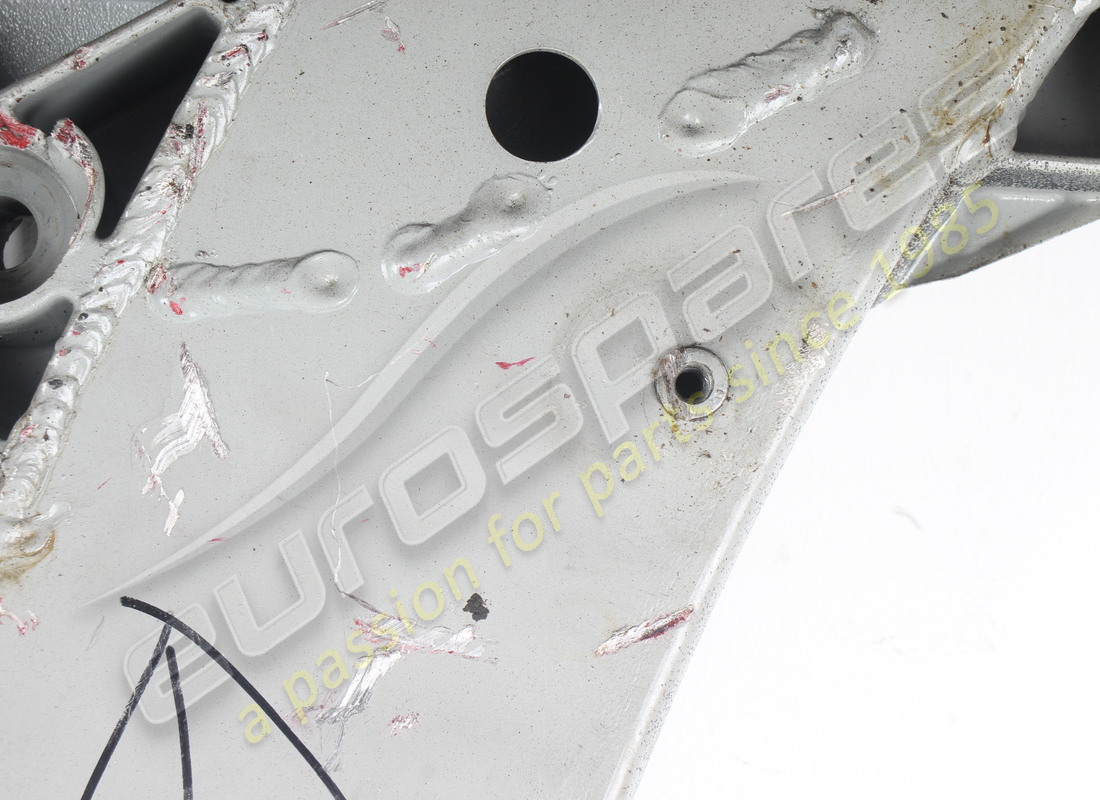 GEBRAUCHTER FERRARI MOTORHILFSRAHMEN. TEILENUMMER 265529 (8) gebrauchter ferrari motorhilfsrahmen. teilenummer 265529 (8)