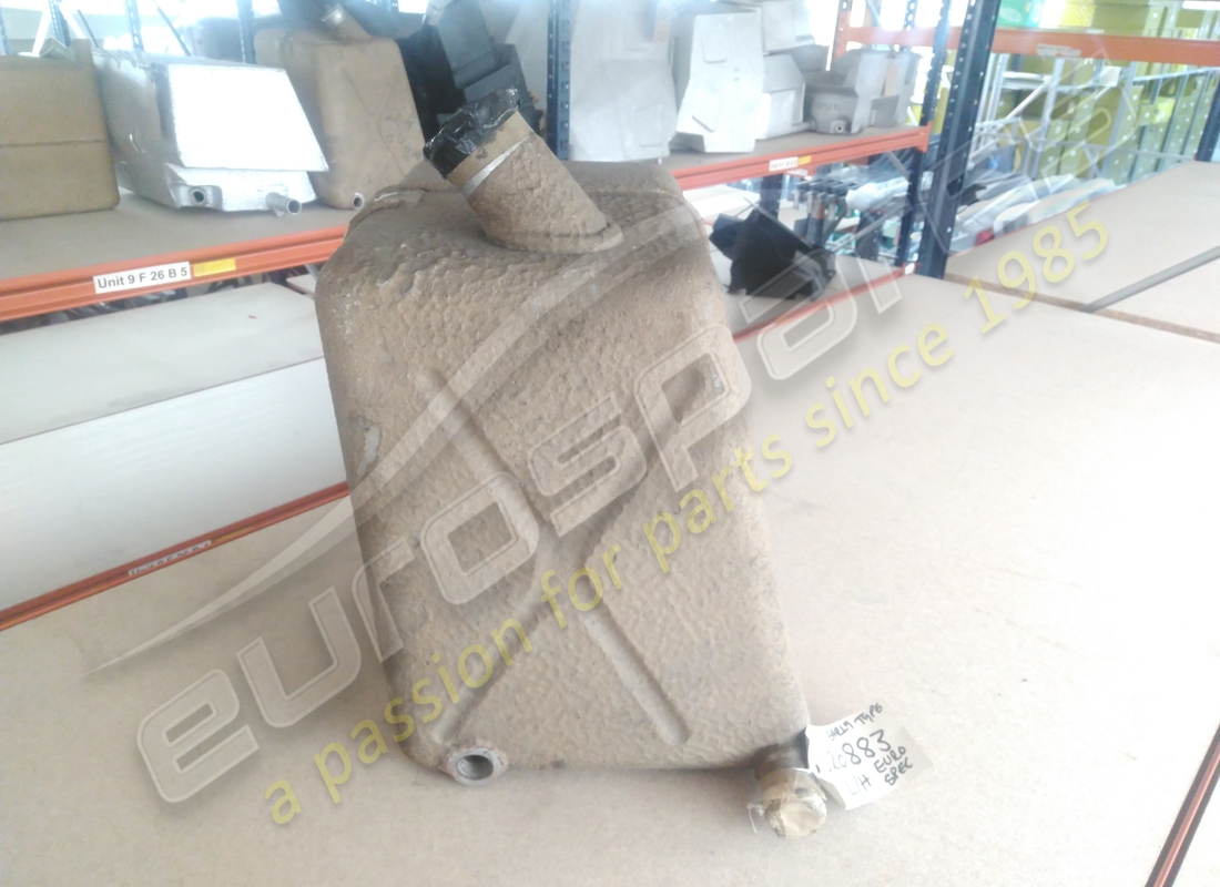 neuer ferrari linker kraftstofftank. teilenummer 820883 (2)