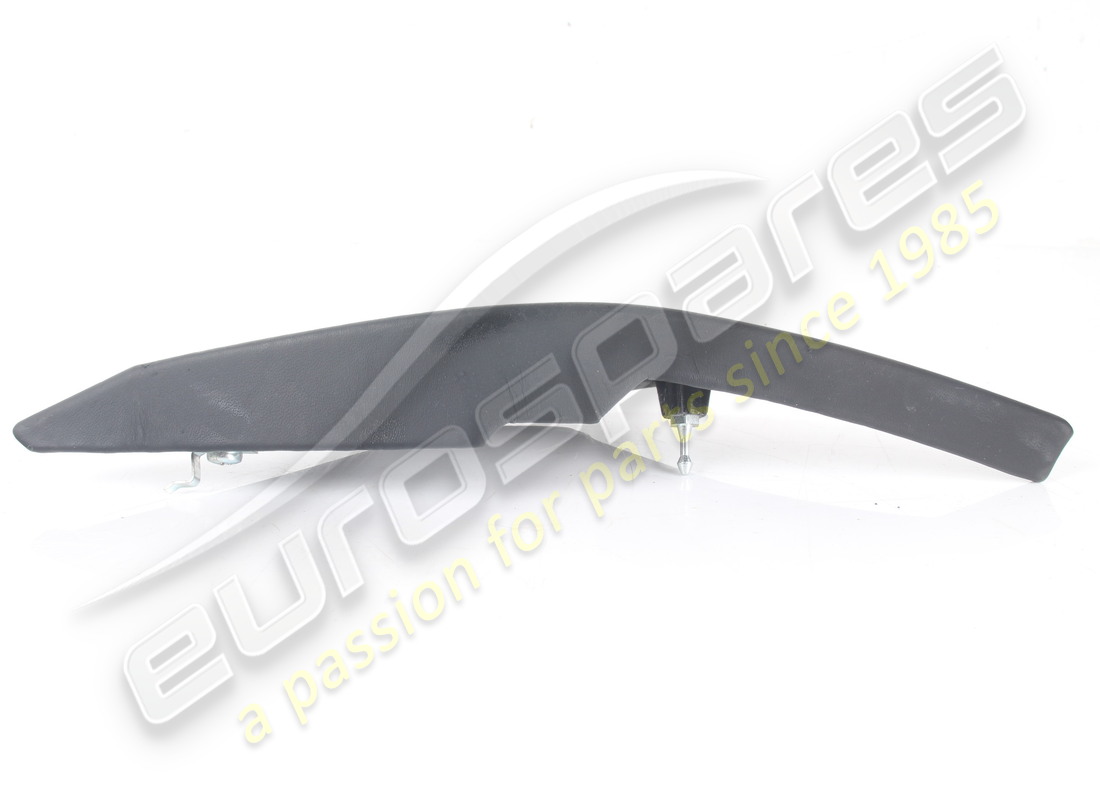 GEBRAUCHTE FERRARI UNTERE RECHTE SÄULENABDECKUNG. TEILENUMMER 840031.. (3) gebrauchte ferrari untere rechte säulenabdeckung. teilenummer 840031.. (3)