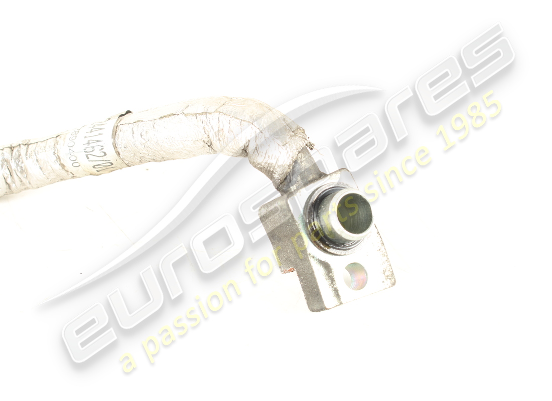 GEBRAUCHTES FERRARI ROHR UNTER DEM BODEN. TEILENUMMER 82890400 (3) gebrauchtes ferrari rohr unter dem boden. teilenummer 82890400 (3)